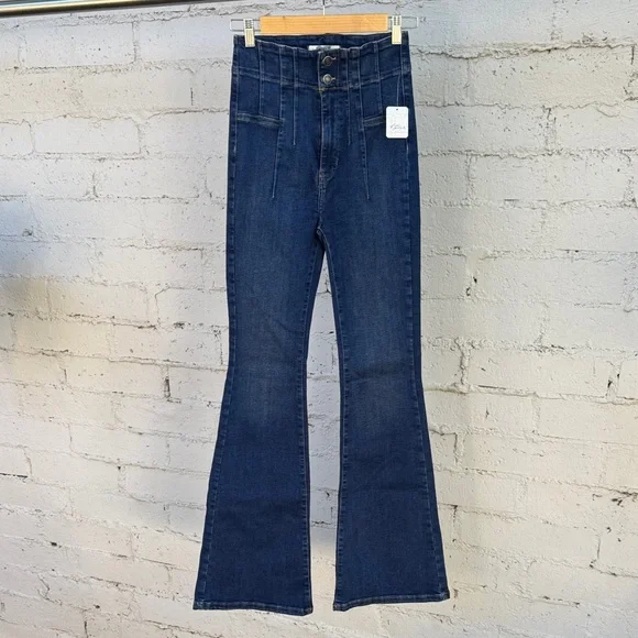 Free People We The Free Jayde Flare Jeans Tulsa Blue Dark Wash Size 27 - Picture 4 of 15